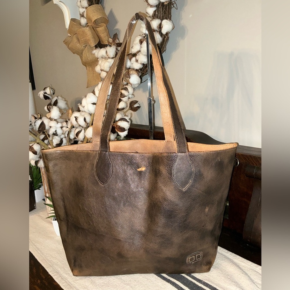 NWOT Bed Stu Leather Charlotte Reversible Shoulder Bag Tote Black Grey $255 - Picture 1 of 16